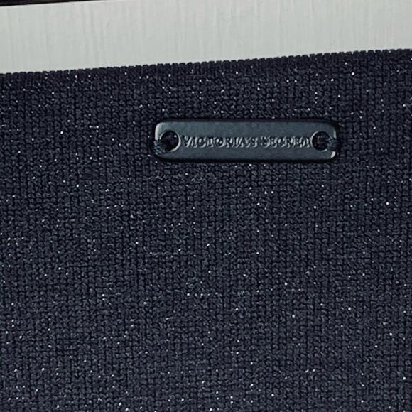 Victoria’s Secret Seamless Capri Leggings Size XXL Shimmery High Rise - Picture 4 of 6